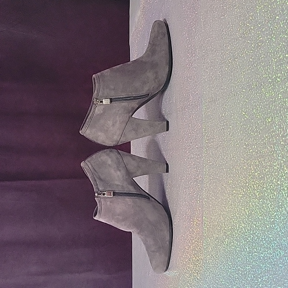 PRADA!!! flawless grey suede ankle booties leather boots - Picture 3 of 11